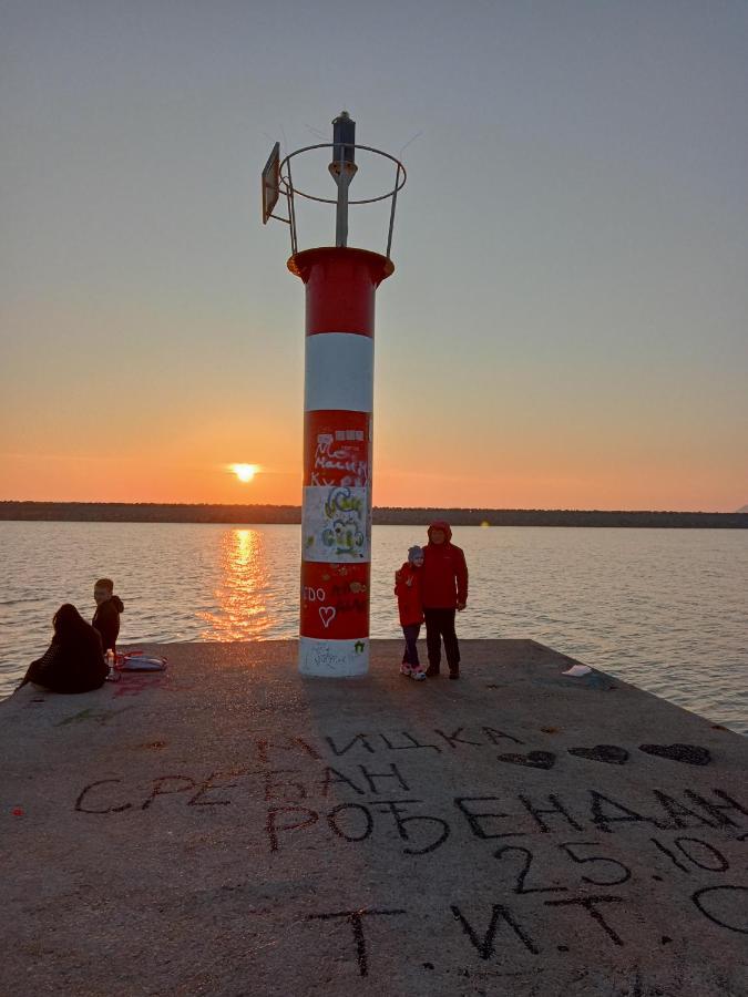 Seaadrik Daire Bar Dış mekan fotoğraf